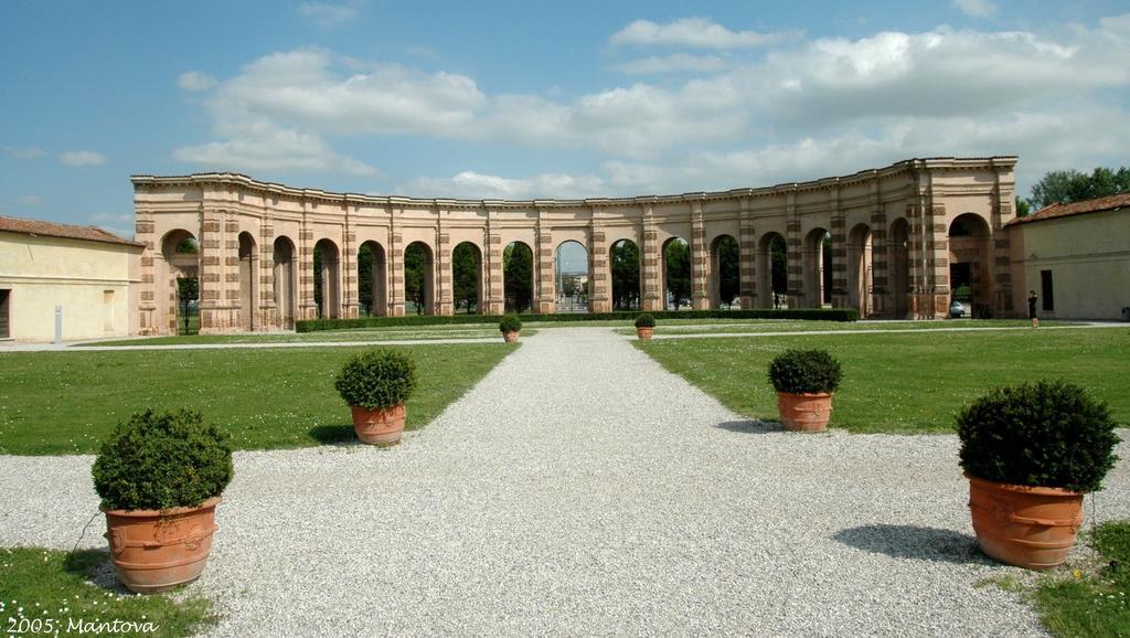 Agriturismo Corte Rocca San Giorgio di Mantova エクステリア 写真