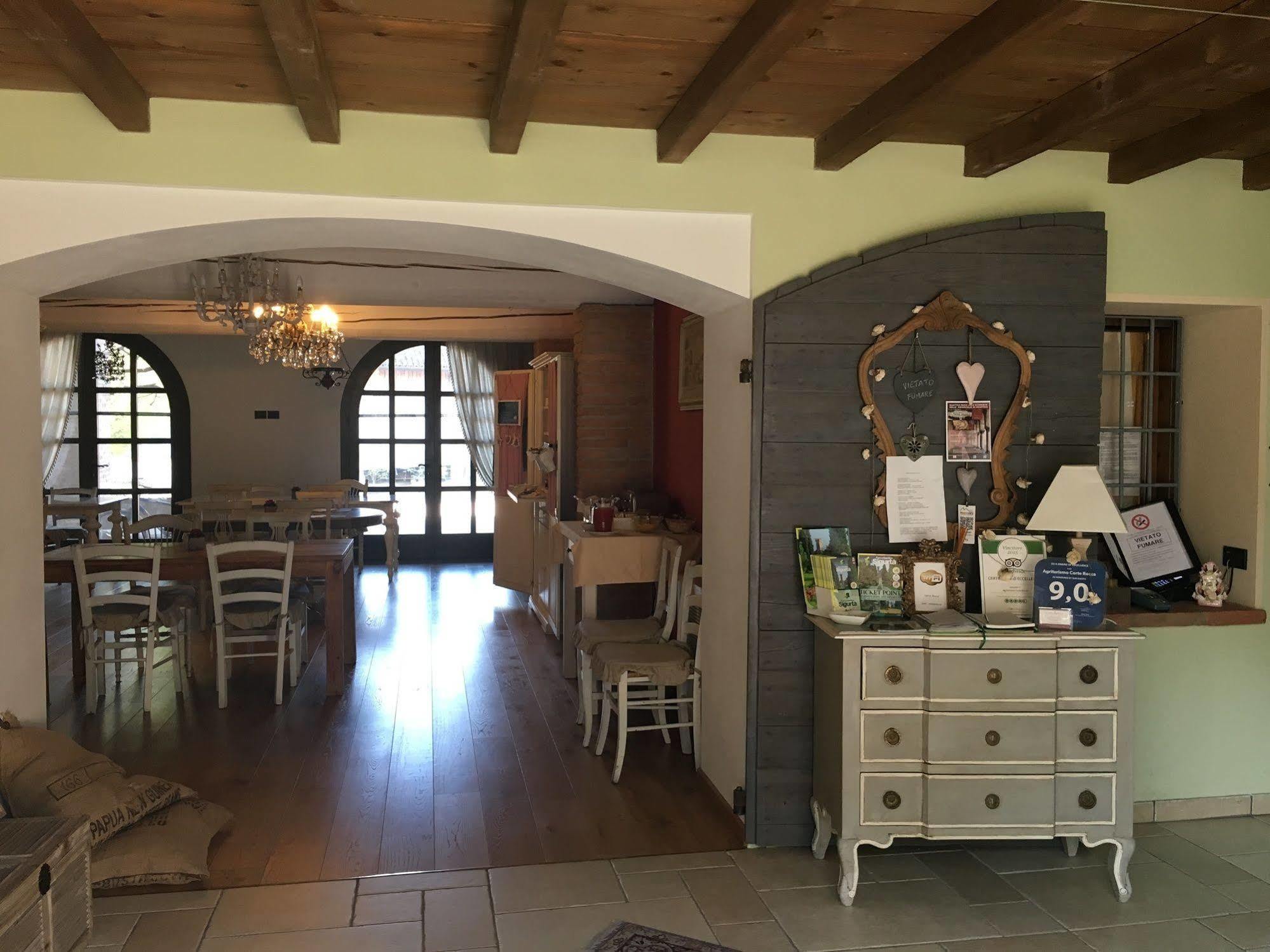 Agriturismo Corte Rocca San Giorgio di Mantova エクステリア 写真