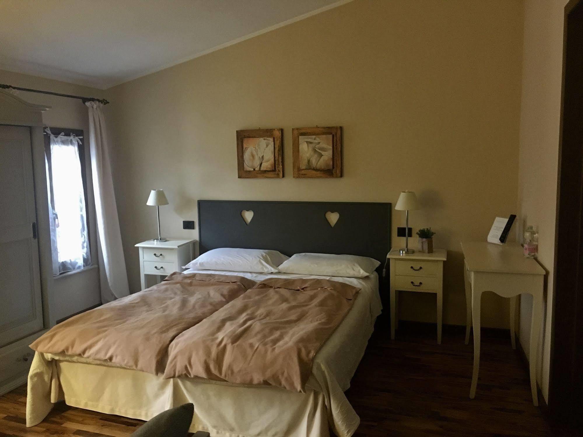 Agriturismo Corte Rocca San Giorgio di Mantova エクステリア 写真