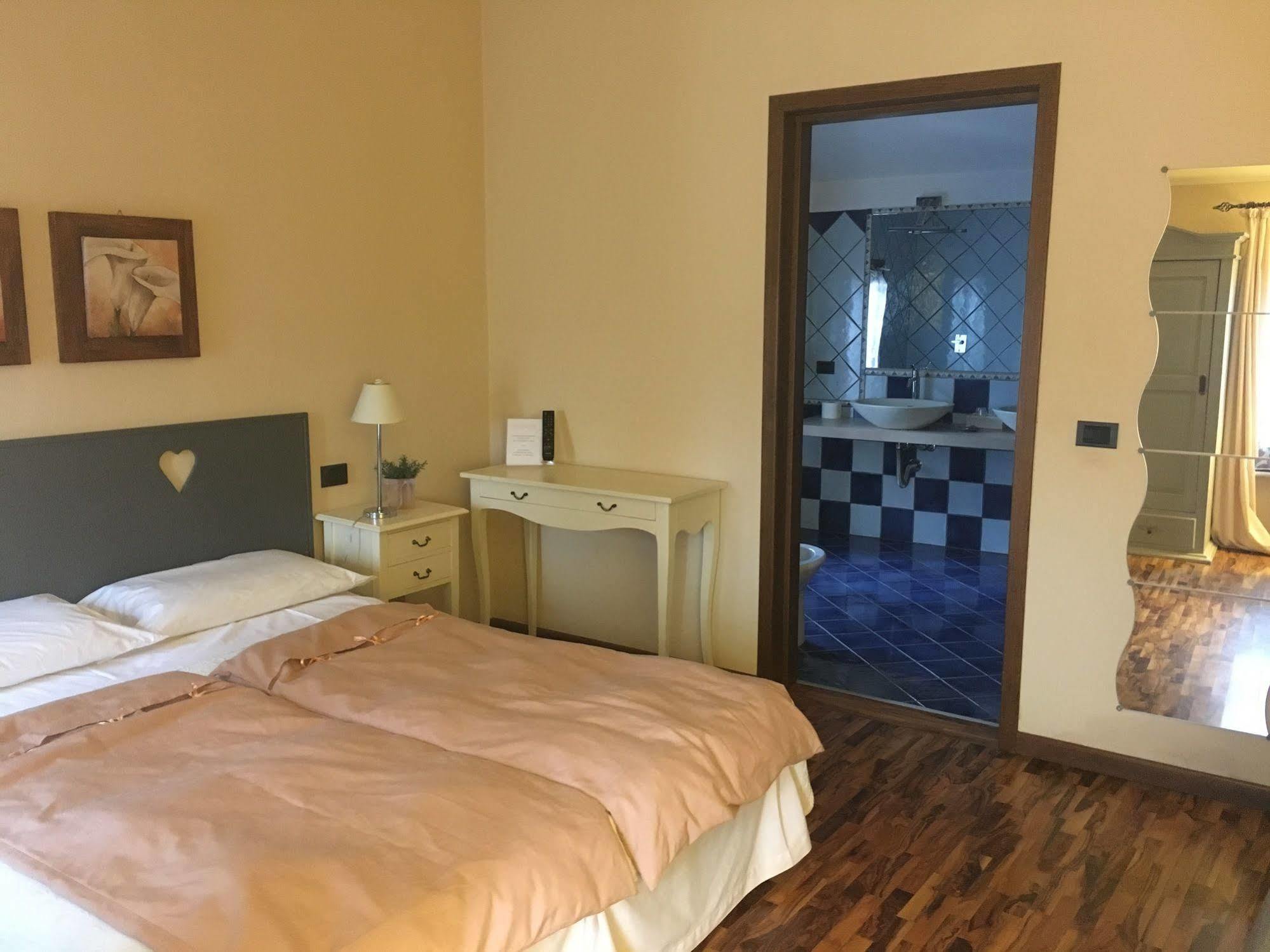 Agriturismo Corte Rocca San Giorgio di Mantova エクステリア 写真