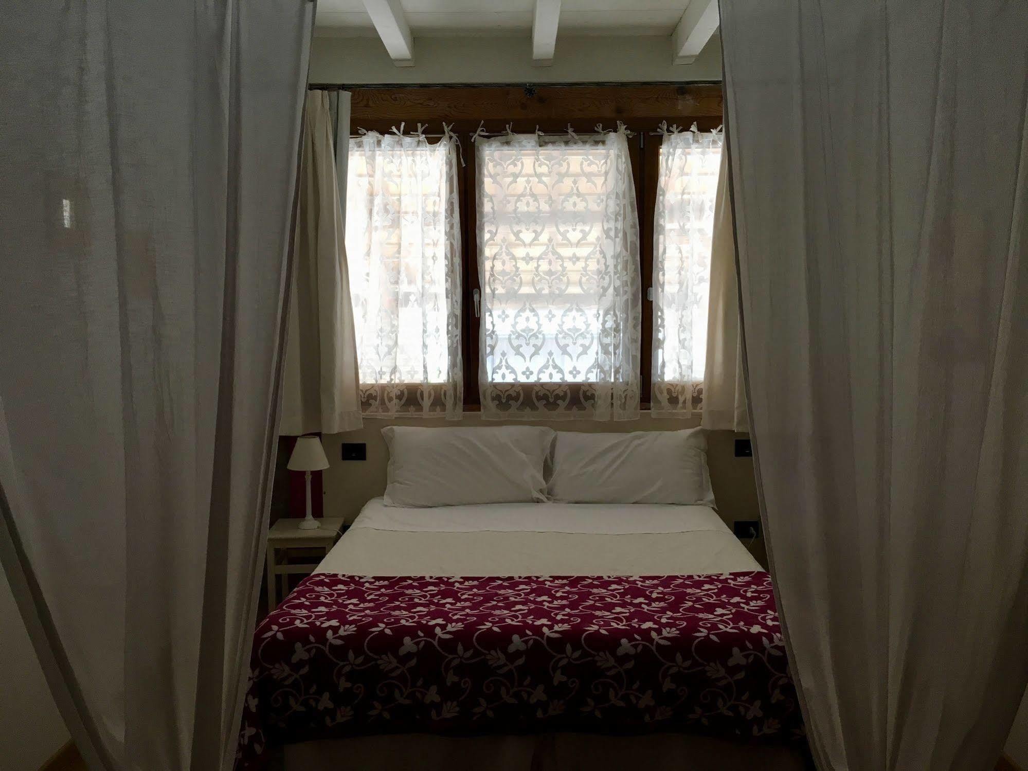 Agriturismo Corte Rocca San Giorgio di Mantova エクステリア 写真