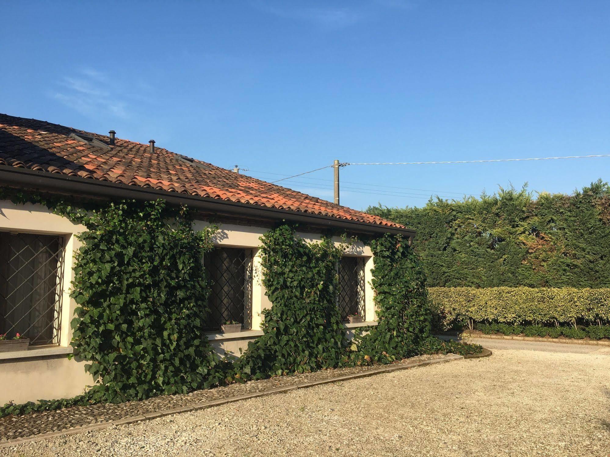 Agriturismo Corte Rocca San Giorgio di Mantova エクステリア 写真